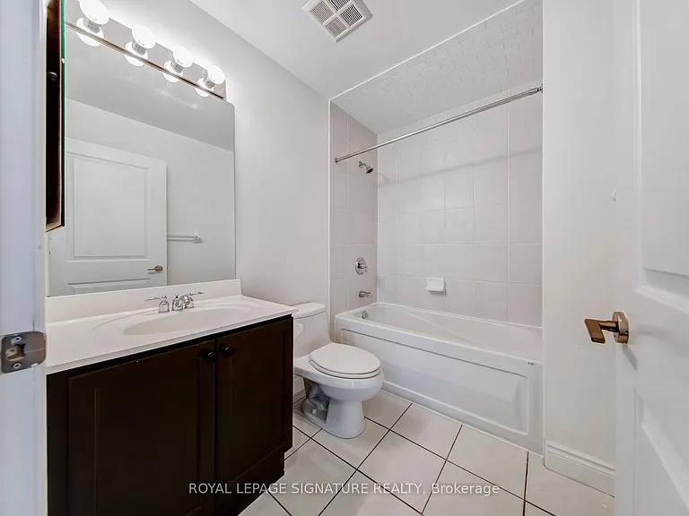 25 Earlington Ave #307 — Photo 13