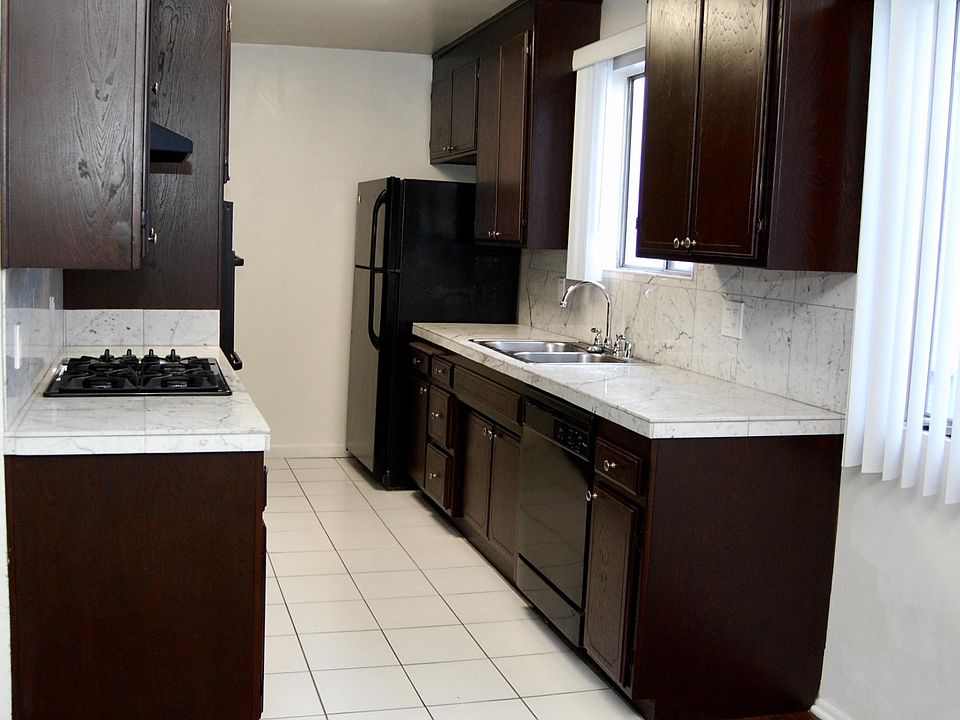 1st image of 3709 Jasmine Ave APT 9