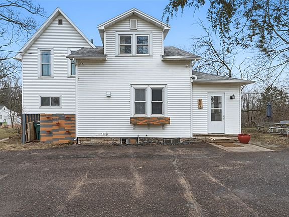 3rd image of 506 Pitt Street