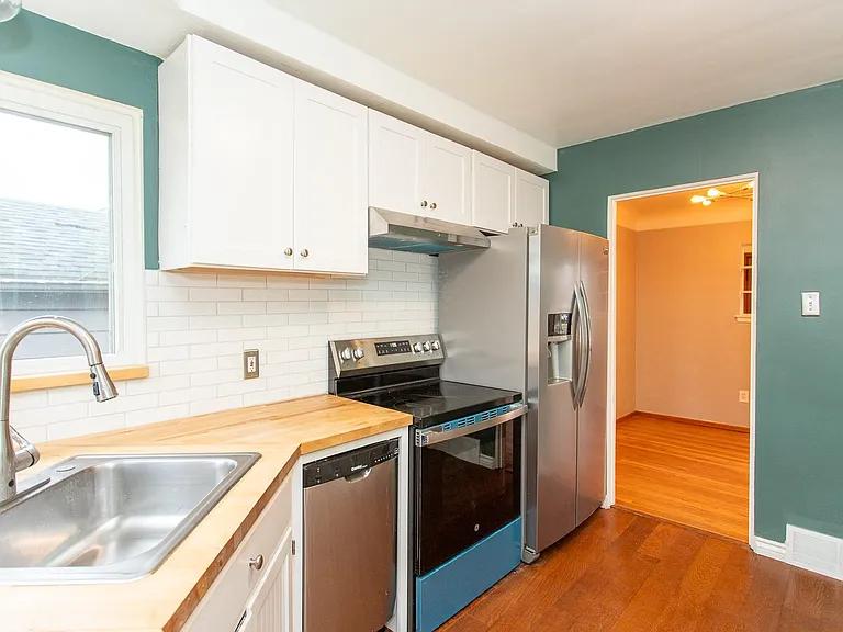 8501 Northfield Blvd — Photo 16