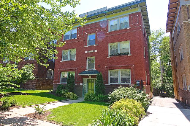 1st image of 815-817 E 42nd St #3W