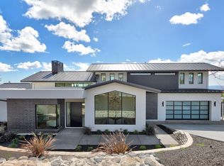 3607 Crescent Cir, Santa Rosa, CA 95403