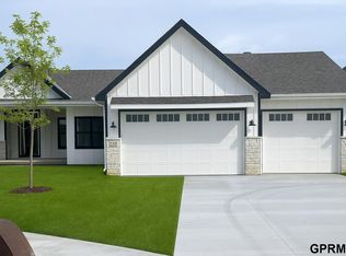 11363 N 170th St, Bennington, NE 68007