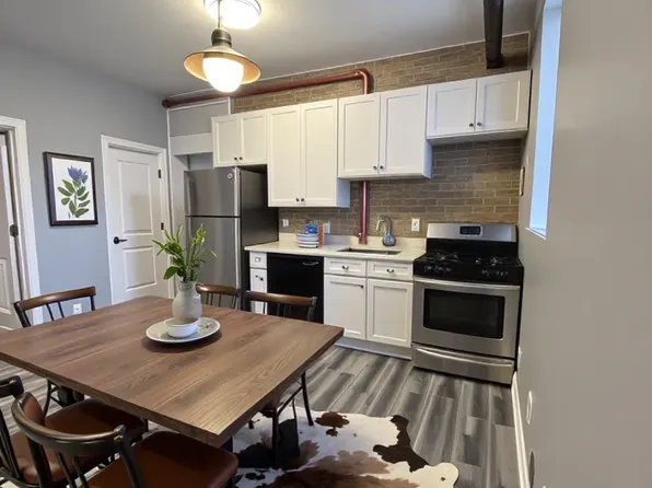 5204 W George St #1, Chicago, IL 60641