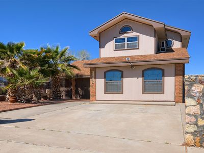 11729 Roger Chaffee Ln, El Paso, TX, 79936