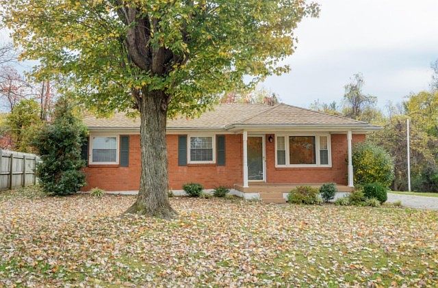 1st image of 229 Lee Villa Cir