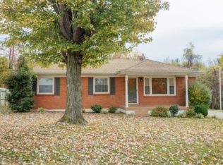 229 Lee Villa Cir, Shepherdsville, KY 40165