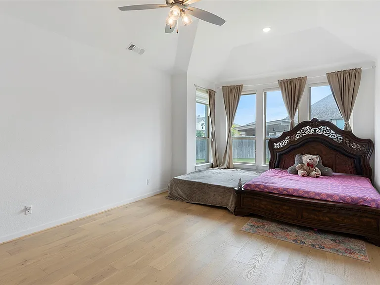 228 Lotti Ln — Photo 13
