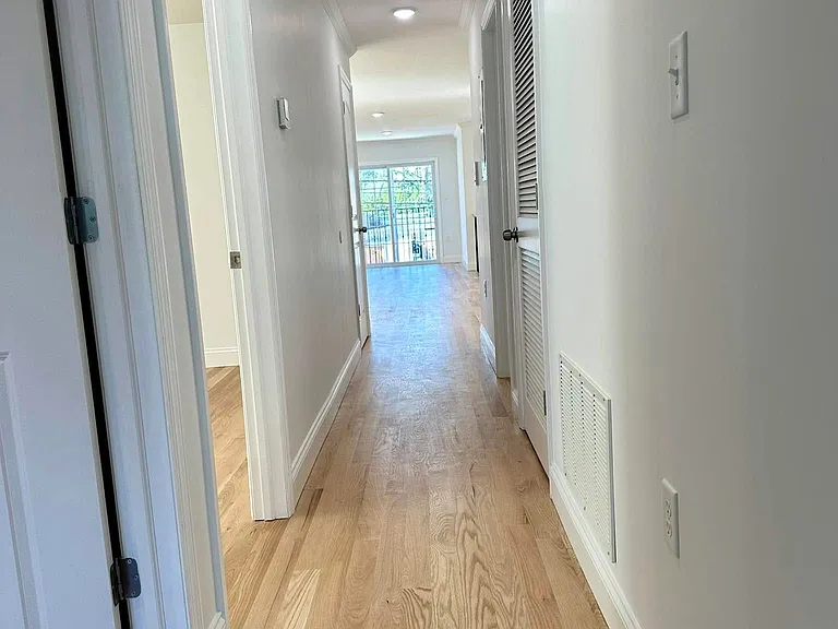 135 Court St #1 — Photo 6