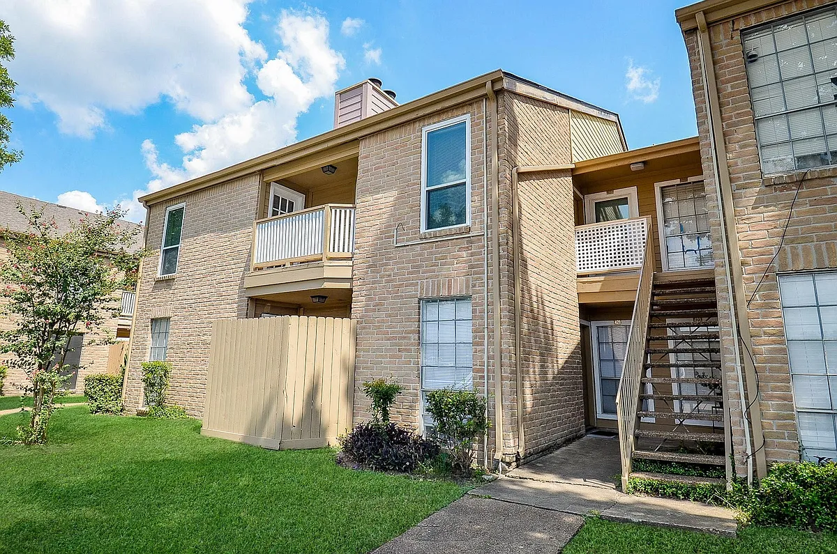 Building Photo - 10211 Sugar Branch Dr #422