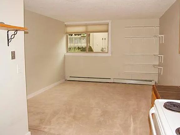 4th image of 2707 Valmont Rd APT 114B