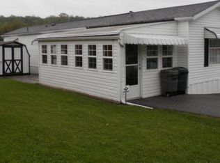 137 Stonehedge Ct, Johnstown, PA 15904