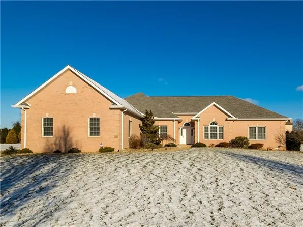 208 Fox Hollow Dr, Butler, PA 16001