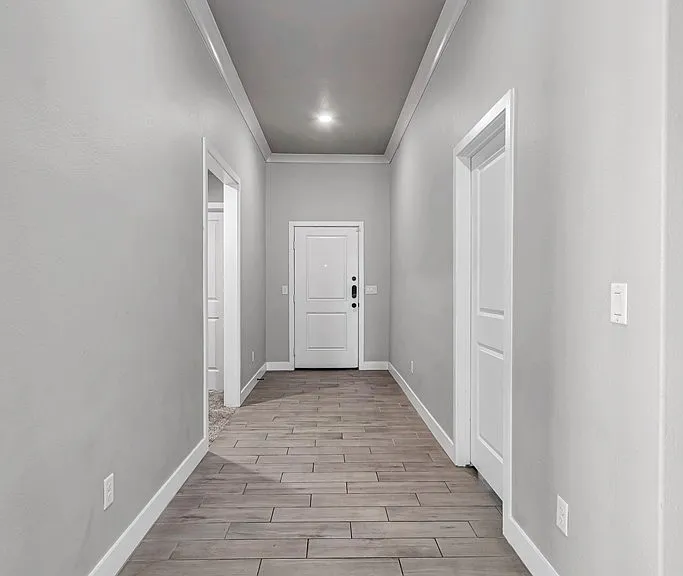 2405 Bastrop Ave — Photo 8