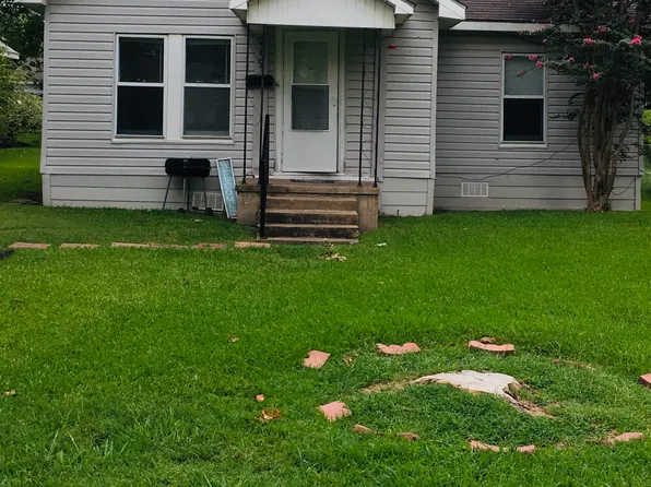 219 N Holly Ave, Sherman, TX 75092