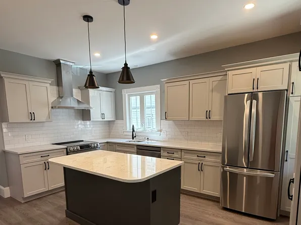 53 Bay State Ave #1, Somerville, MA 02144