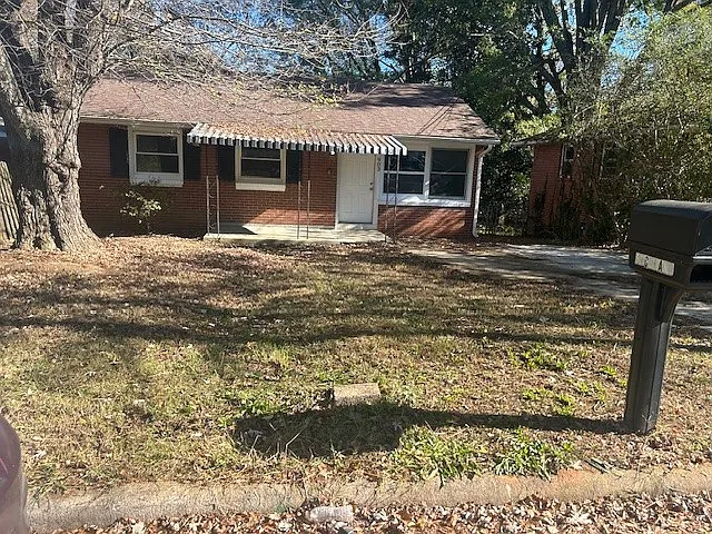 3 bed, 875 sqft, $1,200 — Photo 1