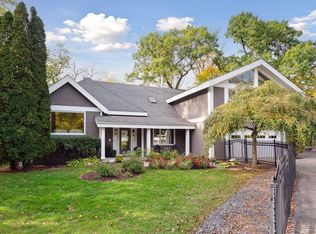 1824 Essex Rd, Minnetonka, MN 55305