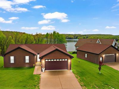 111 Rachel Lake Barkley, Cadiz, KY, 42211