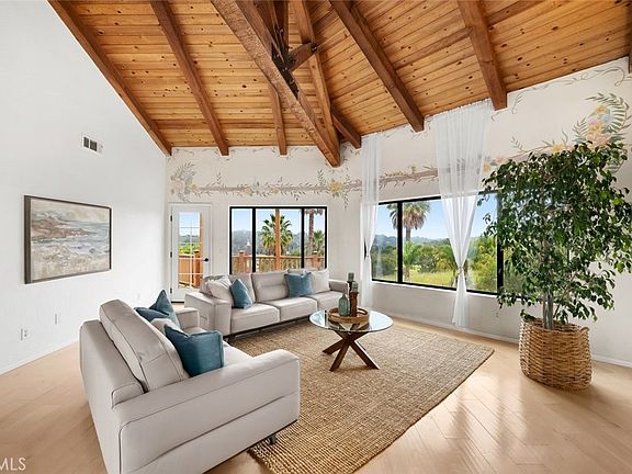 5th image of 330 E Ormonde Rd