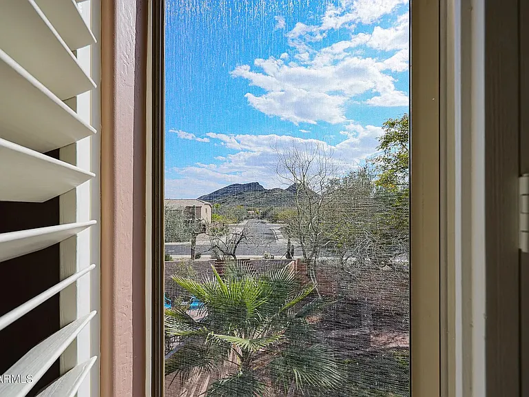 5929 W Blue Sky Dr — Photo 32