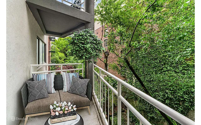 Sold by Douglas Elliman | media 9