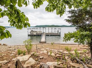 18776 Coppermine Rd, Rogers, AR 72756