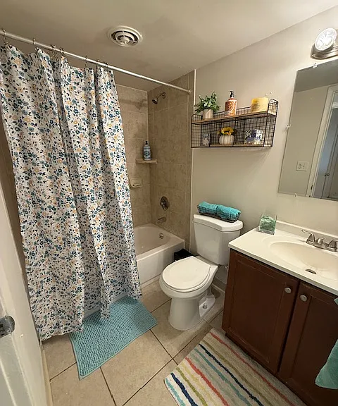 6251 N 48th Ave #2 — Photo 24