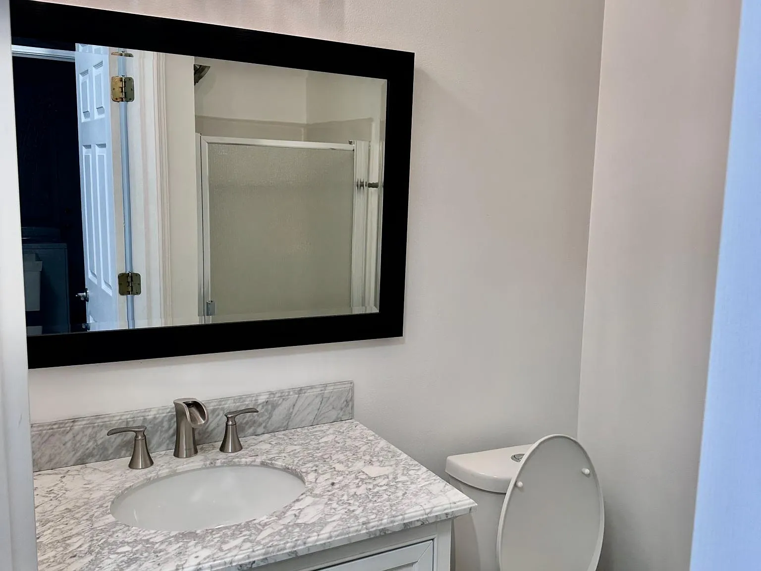 11 Fountain Dr — Photo 4