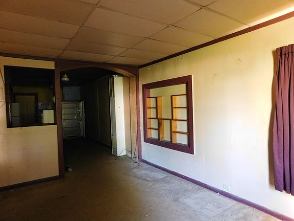 4th image of 209 State St