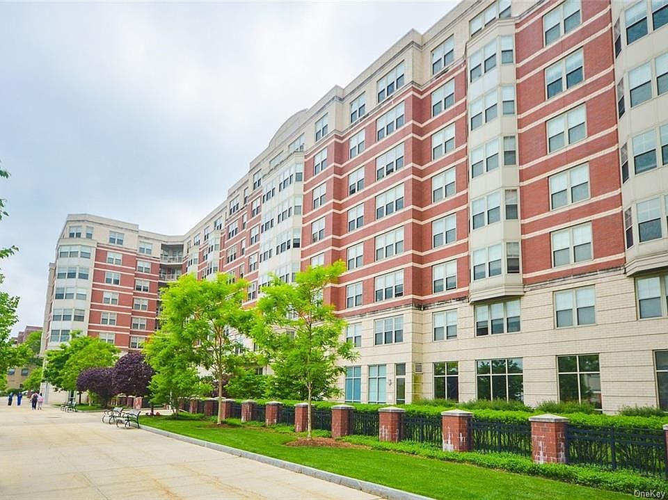 1st image of 300 Mamaroneck Ave APT 332