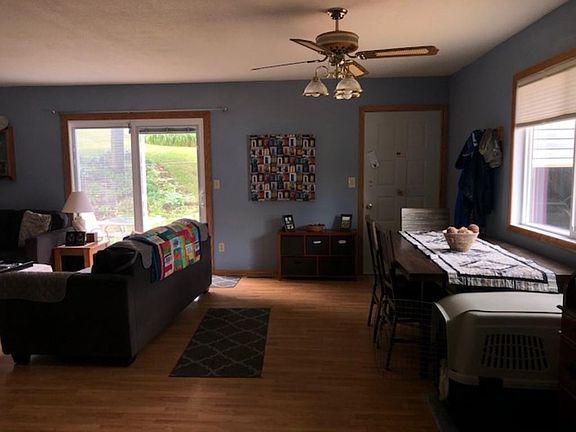 3rd image of 2123 Sunnyview Dr