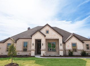 6813 Fire Dance Dr, Benbrook, TX 76126