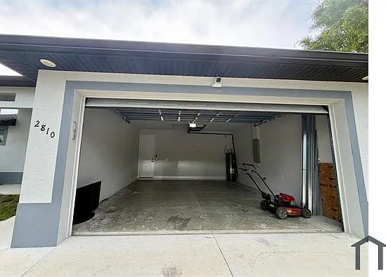 2810 13th St W — Photo 3