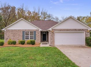 214 Steppe Ct, Huntsville, AL 35811