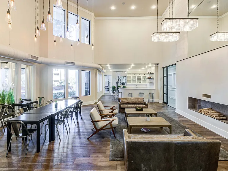 Lakeshore Lofts — Photo 17