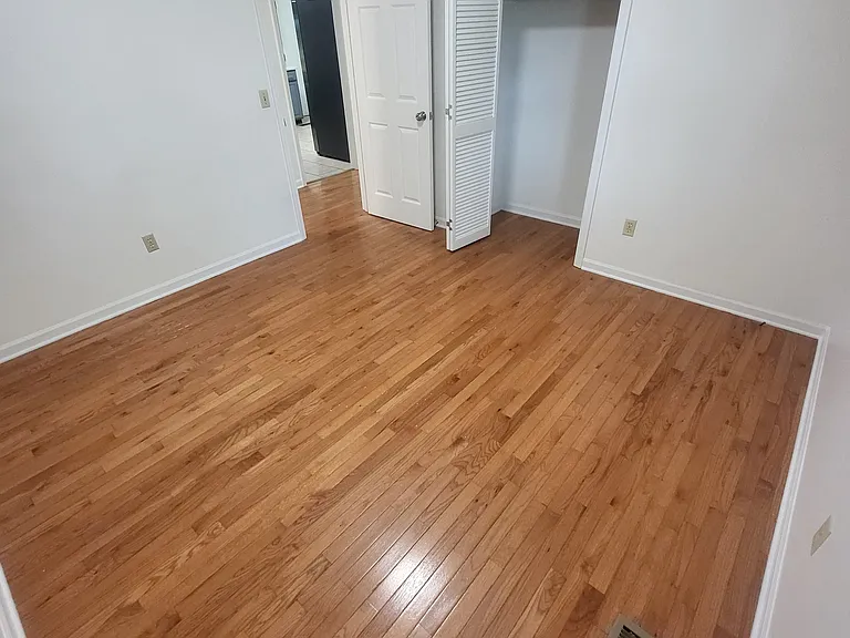7001 Pauline Cir — Photo 18