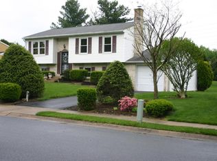 167 April Ln, Lititz, PA 17543