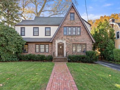 22 Brackett Rd, Newton, MA, 02458