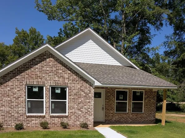 185 Pinecrest Ave, Plantersville, MS 38862