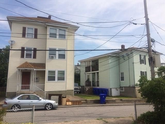 2nd image of 7 Carson St #1