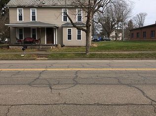 1006 Main St, Dresden, OH 43821