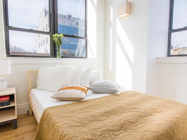 17 Monitor St #1H — Photo 17