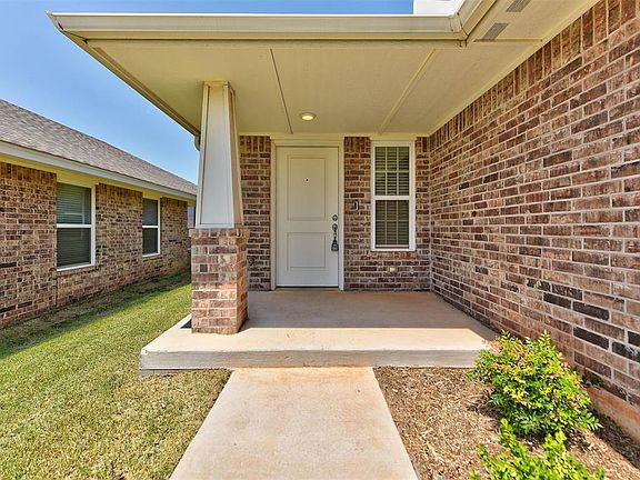 5th image of 4701 Crystal Hill Dr