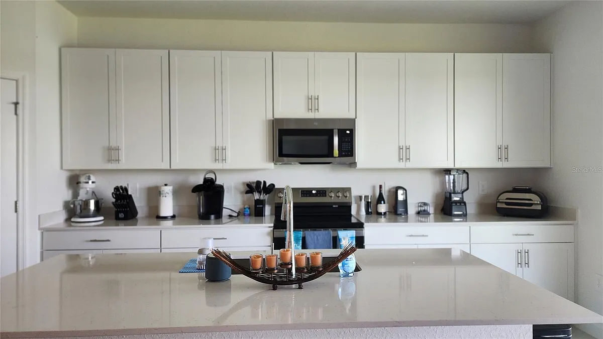 Building Photo - 8146 Saint Kitts Cir