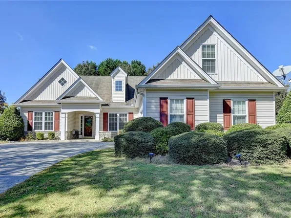 488 Tannenhill Pl, Sugar Hill, GA 30518