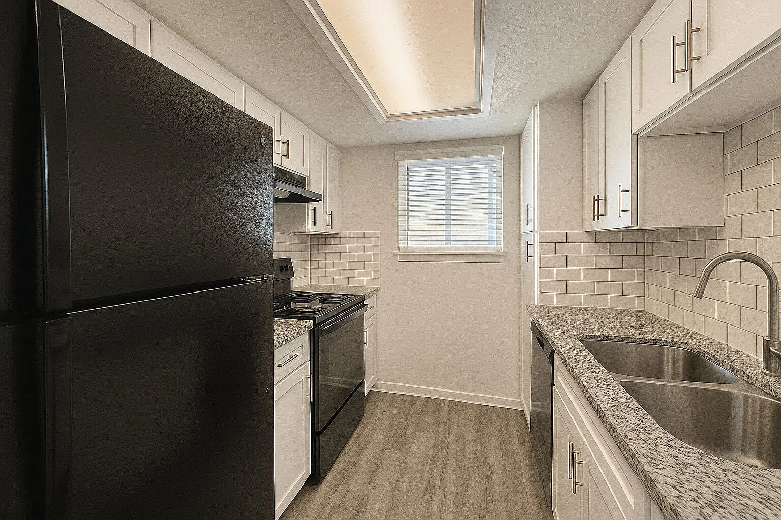 600 Nottingham — Photo 3