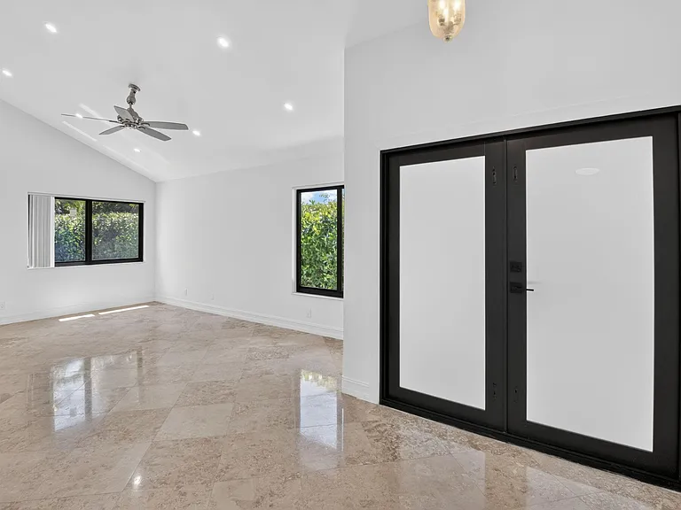 21661 Casa Monte Ct — Photo 2