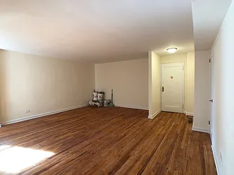 Rented by Sterea Agency