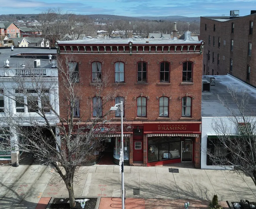 508 Main St #3